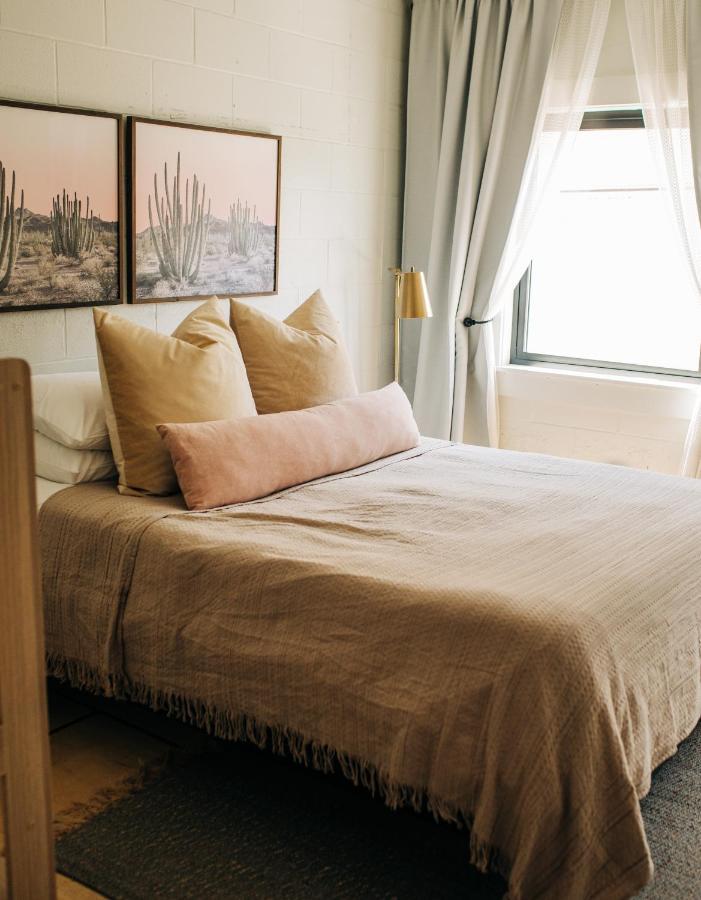 Stellar Suites Луисвил Екстериор снимка